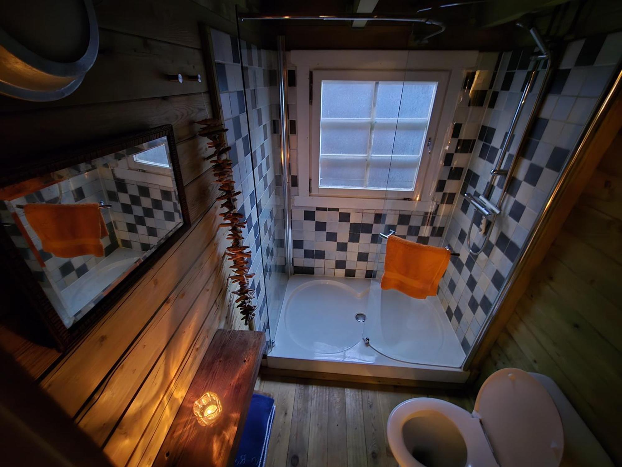 ニーヴェスハンス Tiny House Andersom Andersヴィラ エクステリア 写真