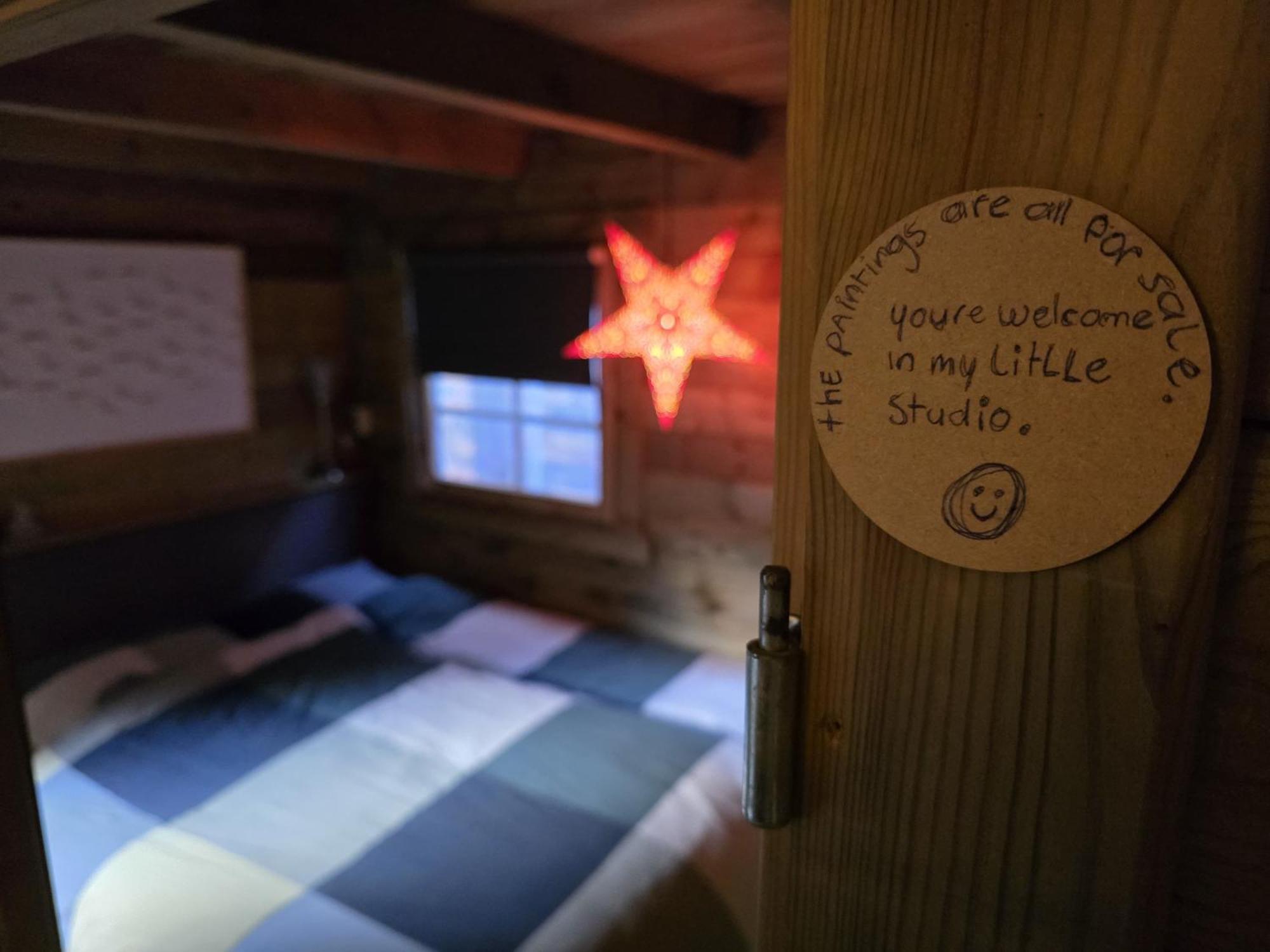ニーヴェスハンス Tiny House Andersom Andersヴィラ エクステリア 写真